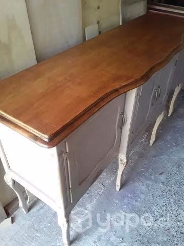 Buffet Normando 100% restaurado