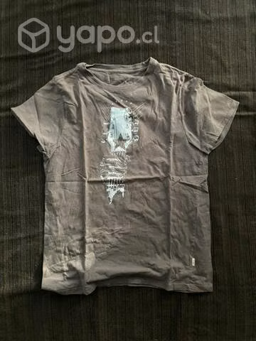 Polera Converse talla L