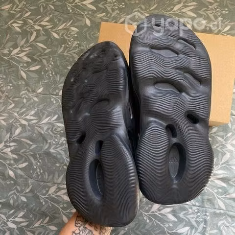 Yeezy Foam Runner