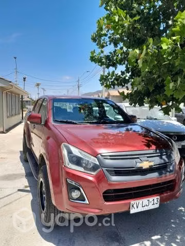 Vendo dimax diesel 4x4 ful equipo mecanica