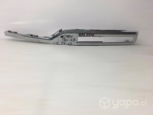Bisel cromado parachoque lh chery tiggo 8 19-23