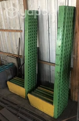 Pilares acero rack