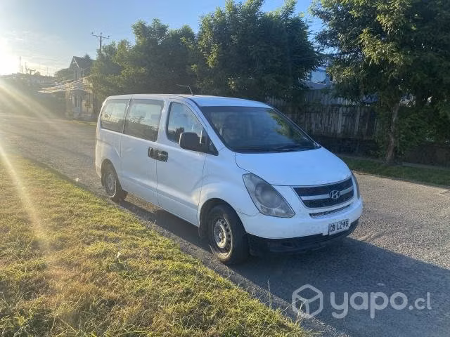 Hyundai new h1 2010