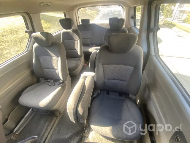 Hyundai new h1 2010