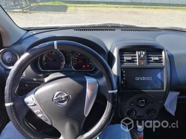Nissan Versa Sense MT 1.6 - Imagen 4