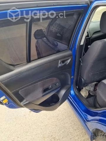 Suzuki swift 2012