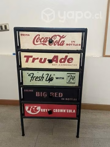 Mueble vintage soda