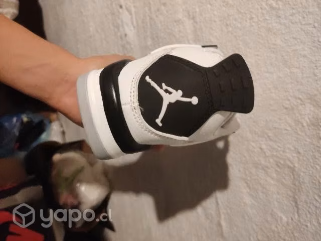 Jordan retro 4 militar y black - Imagen 3