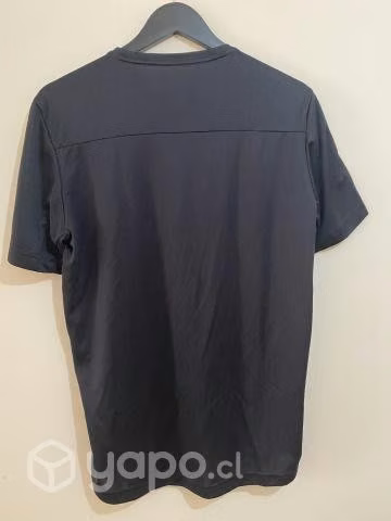 Poleras deportivas adidas nuevas