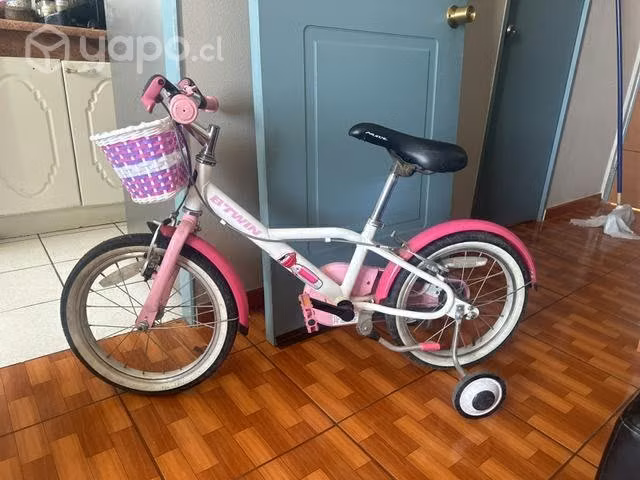 Se vende Bicibleta de niña mol