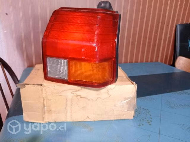 farol trasero toyota  nuevo
