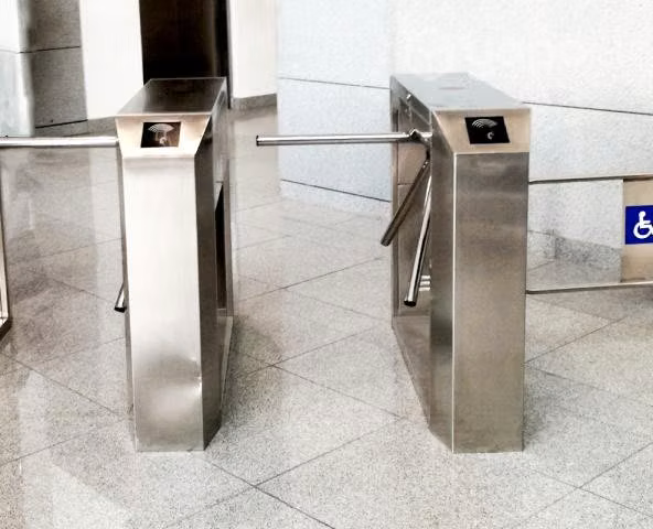 Servicio de Instalación de Controles de Acceso