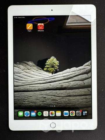 IPad 6ta gen 128gb + Apple Pencil 1a generación - Imagen 3
