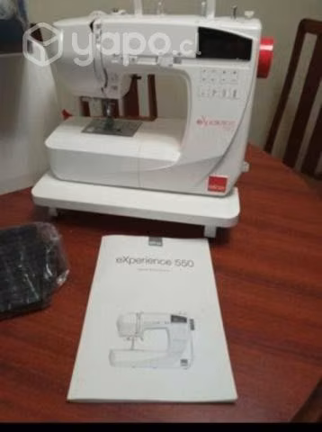 Maquina de coser computarizada