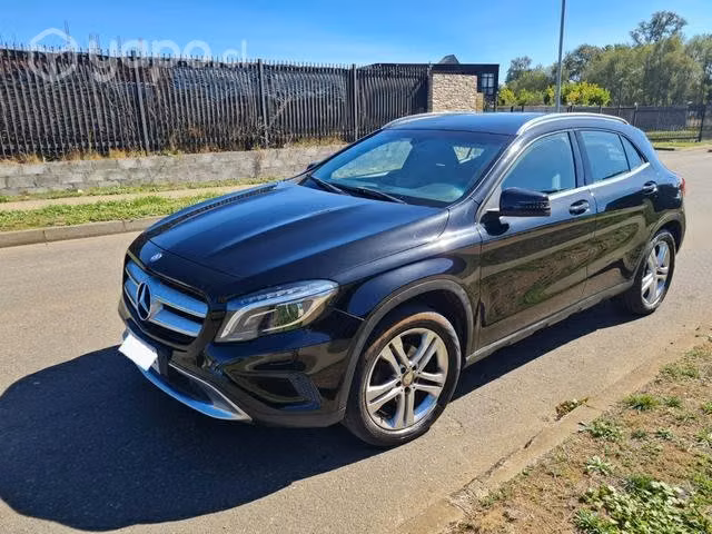 Mercedes benz gla200