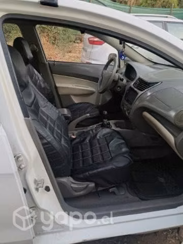Vendo Chevrolet sail 2013 full