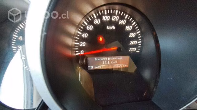 Suzuki grand nomade 2014