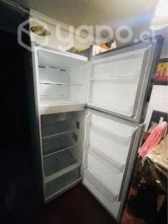 Refrigerador Midea 220 Lts