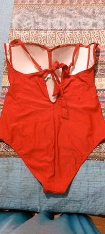 Traje de baño nuevo - Imagen 4