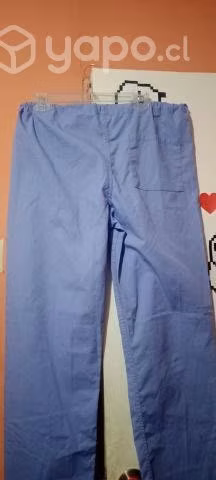 Pantalón de enfermería celeste