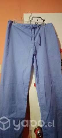 Pantalón de enfermería celeste