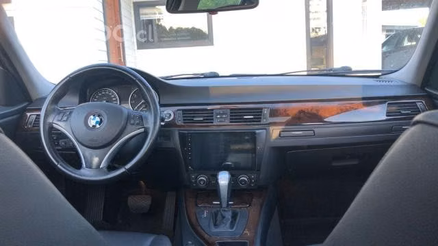 Bmw 320i 2010