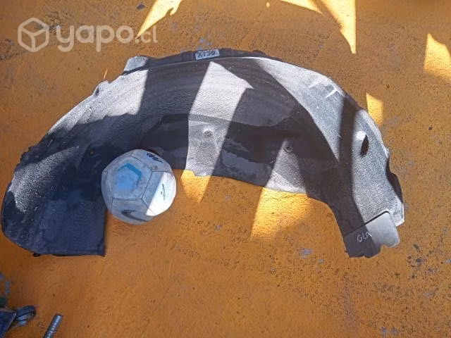 Mercedes benz gla guardafangos original trasero