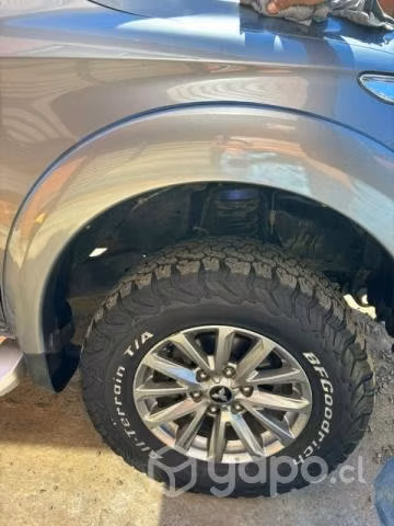 Mitsubishi new l200 Dakar 2.4