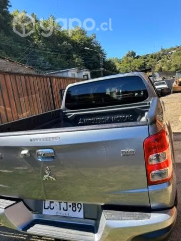 Mitsubishi new l200 Dakar 2.4