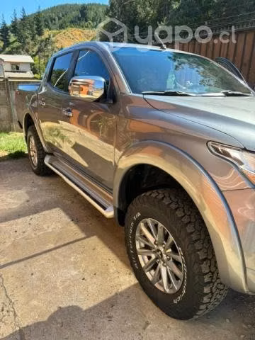 Mitsubishi new l200 Dakar 2.4