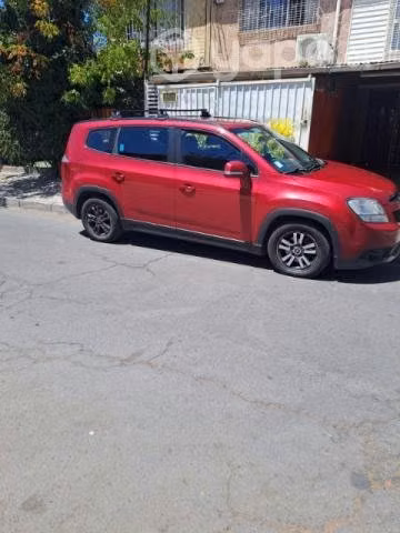 Vendo chevrolet orlando ls turbo diésel año 2015