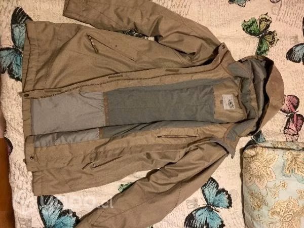 Parka impermeable marca Doite