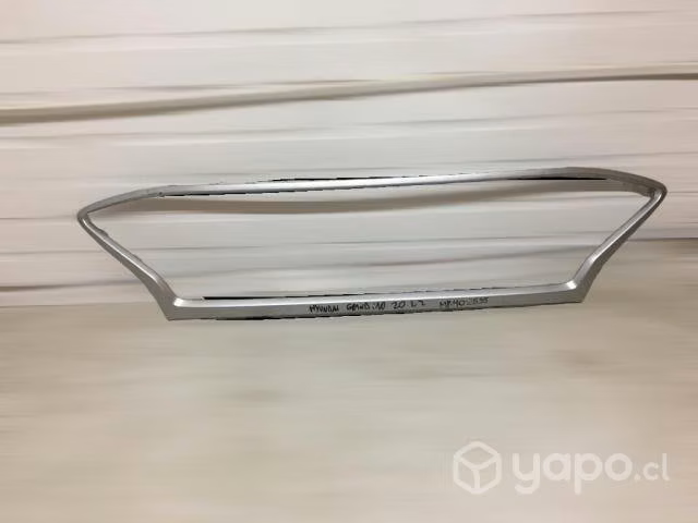 Bisel de mascara hyundai grand i