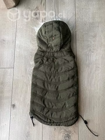 Vendo parka para perrito talla S