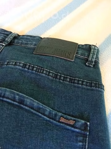 Pantalón jeans Hombre talla 42
