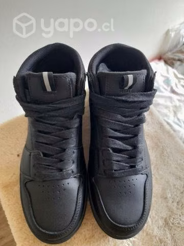 Zapatos escolares