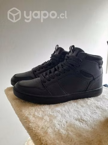 Zapatos escolares