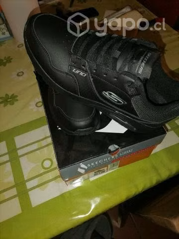 Zapatillas de colegio skechers número 43
