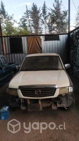 Mazda b turbo diésel en desarme - Imagen 2