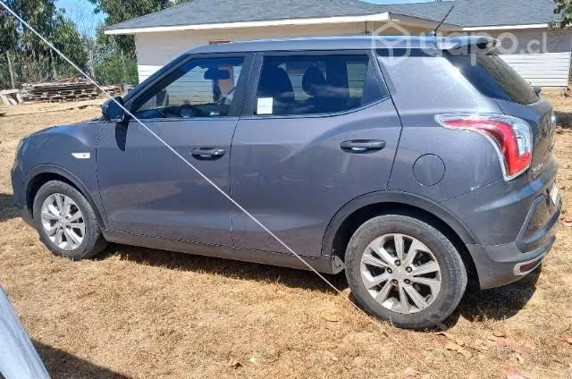 SsangYong tivoli año 2020