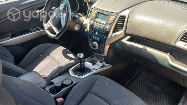 SsangYong tivoli año 2020
