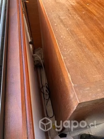 Mueble de madera