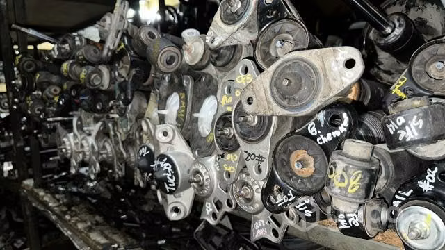 Amortiguador trasero New cherokee 3.2 2020 A