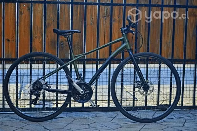 Bicicleta Híbrida Marca GT - Imagen 2