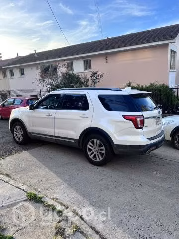 Ford Explorer 2019 XLT