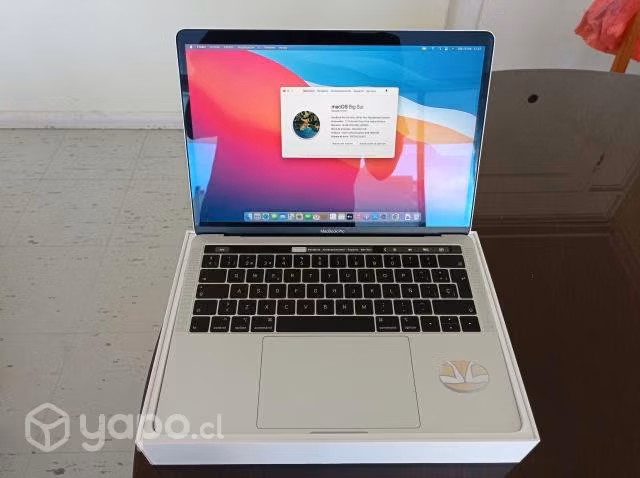 MacBook Pro 13' Core i7 16 GB RAM