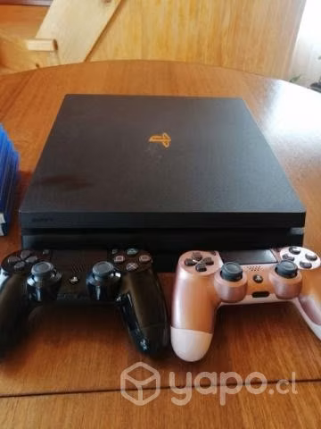 PS4 Pro + 2 Controles + Juegos físicos