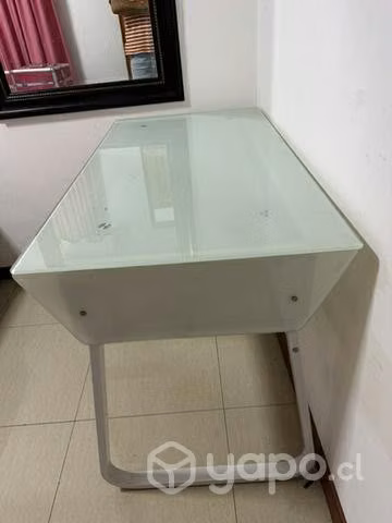 Escritorio excelente estado