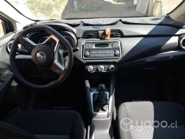 Nissan Versa Sedan Full Equipo
