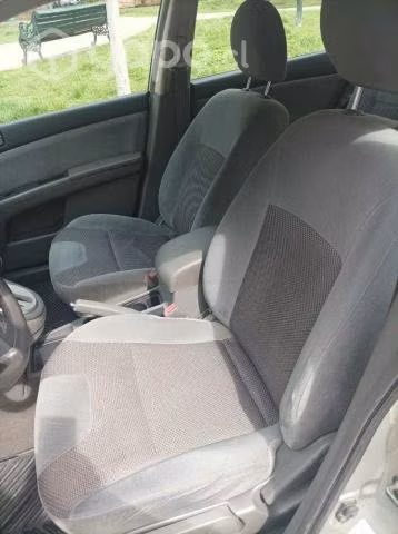 Nissan sentra 2008